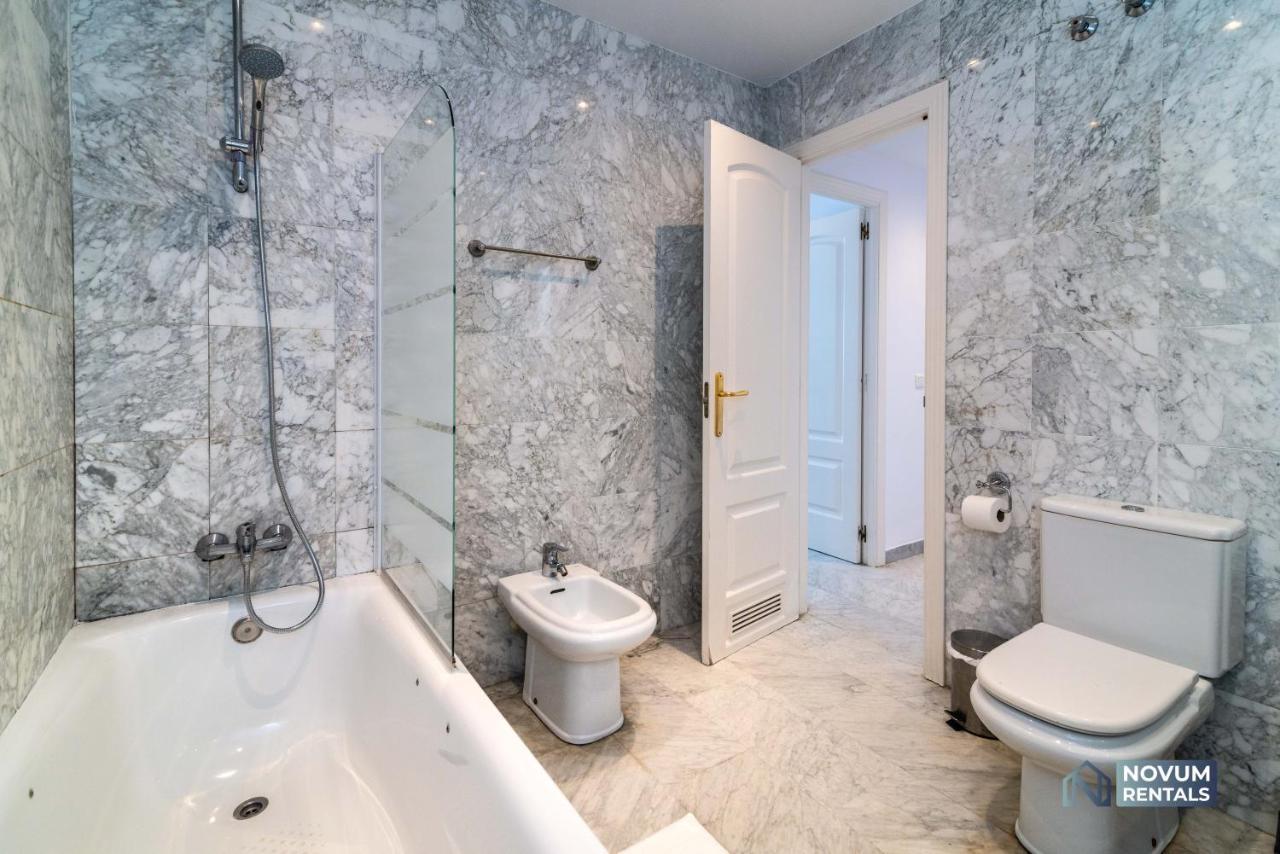 Puerto Banus Finest 2-Bdrm Apt - 50 Metres To Beach Marbella Kültér fotó